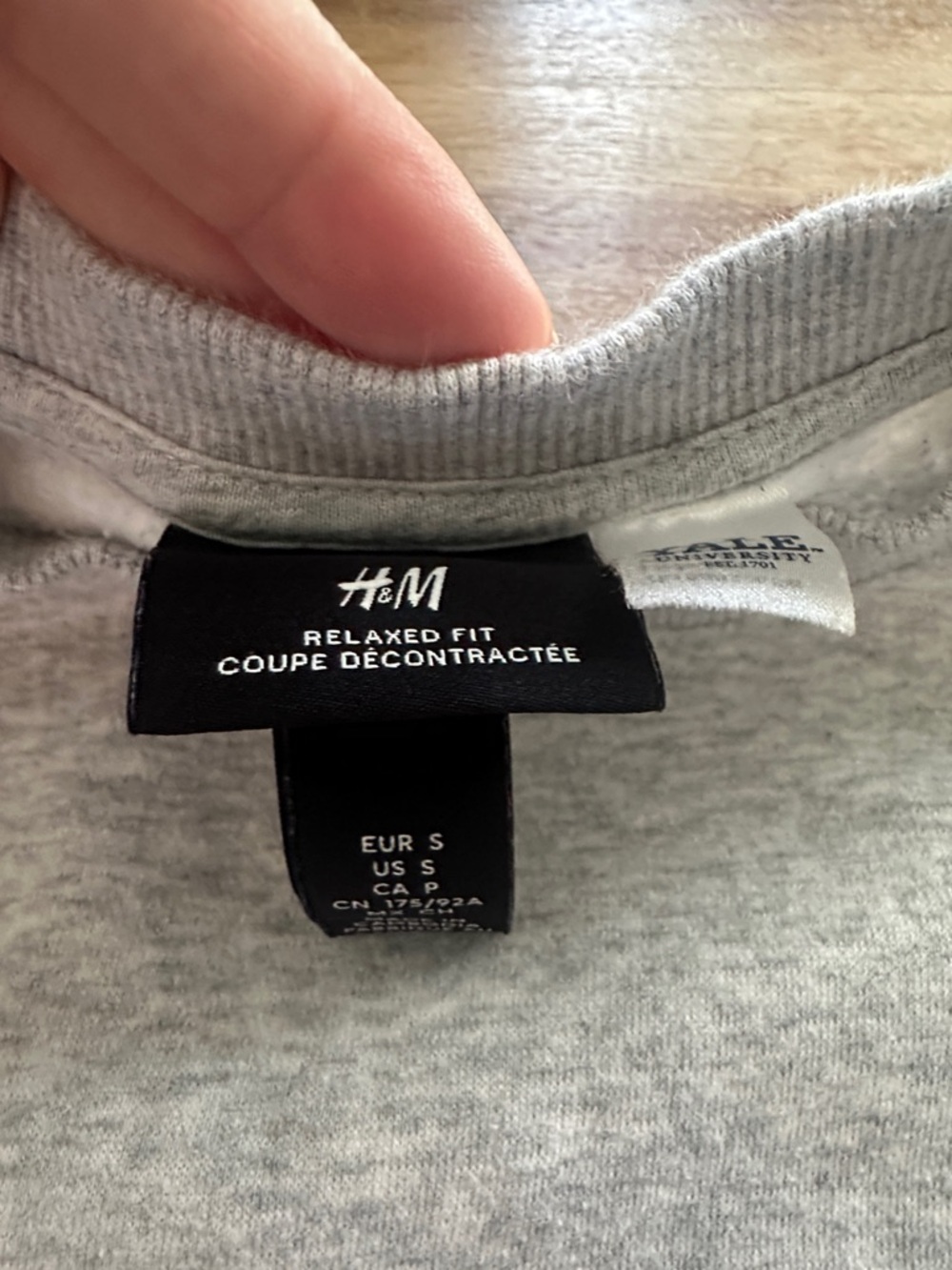 H&M Gray Crewneck Sweatshirt with Navy Bulldog Logo - Picture 3 of 3